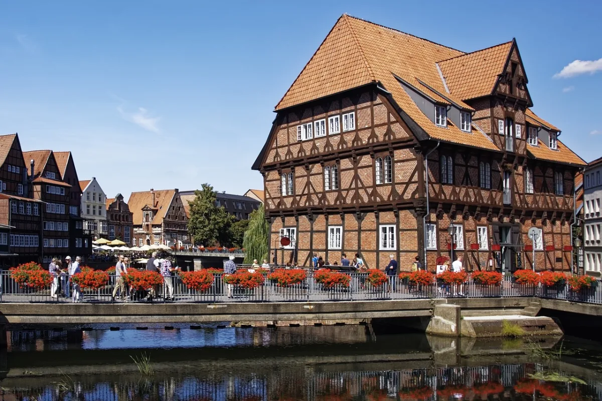 altstadt-lueneburg-am-wasser Historische Altstadt von Lüneburg am Wasser