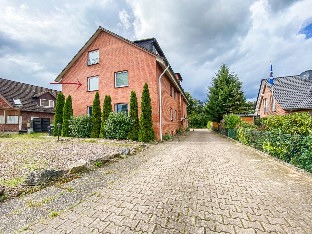 Sonnige 3-Zimmer-Eigentumswohnung mit Balkon und Garage als Kapitalanlage